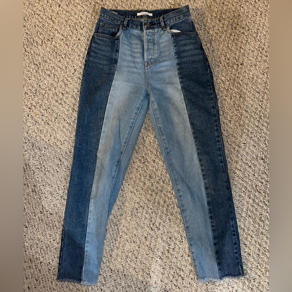 PacSun Women’s Size 25 Split Color High Rise Mom Jean Ankle - Picture 2 of 5